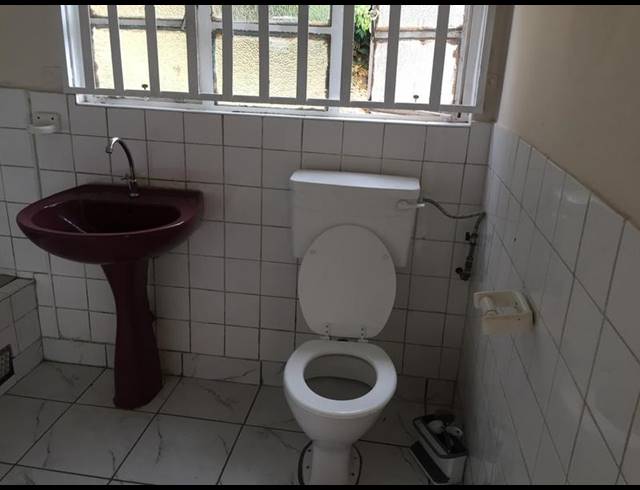 3 BEDROOM HOUSE FOR SALE IN SEA VIEW